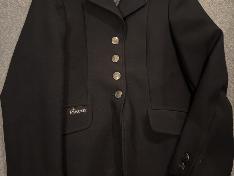 Pikeur show jacket (aged 8-10)