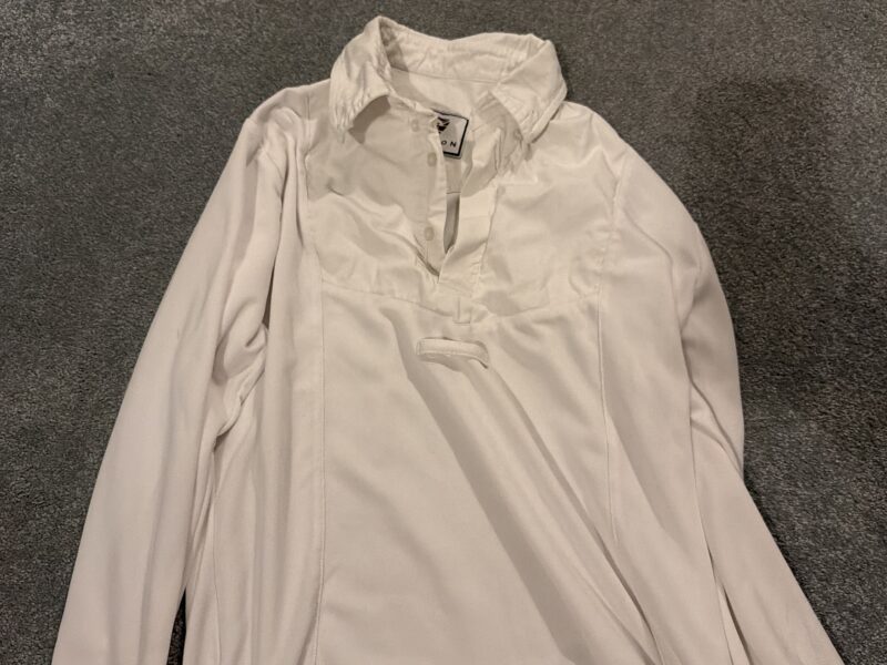 Aubrion show shirt in white (age 13-14)