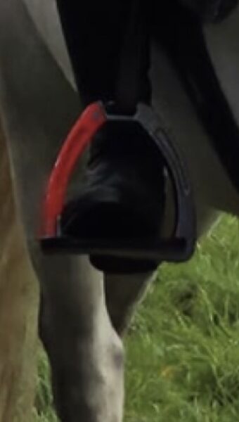 Equipe safety stirrups